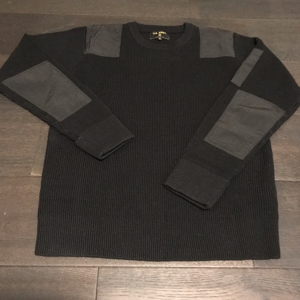 U.S. ARMY BLACK OPS COMMANDO SWEATER